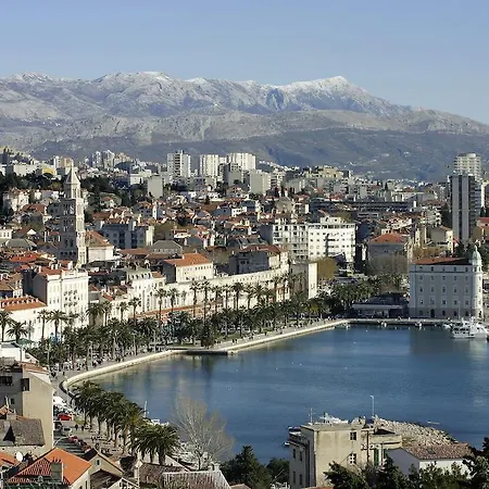 アパート Sakal スプリト